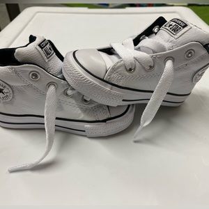 White leather baby/toddler converse high tops size 5, great condition.